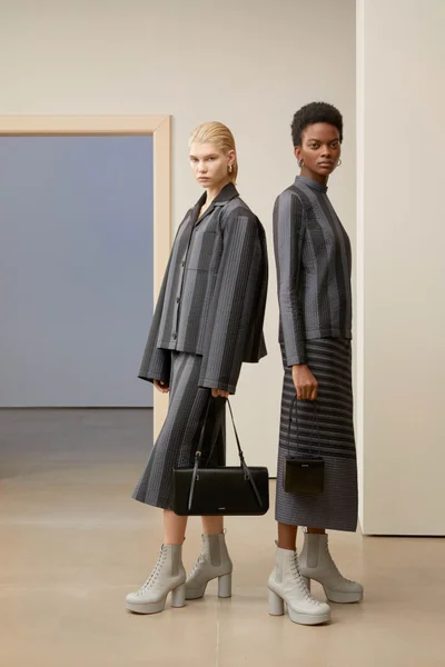 Look 13